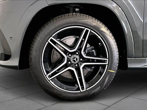 New 2026 Mercedes-Benz GLS 450 4MATIC image 17