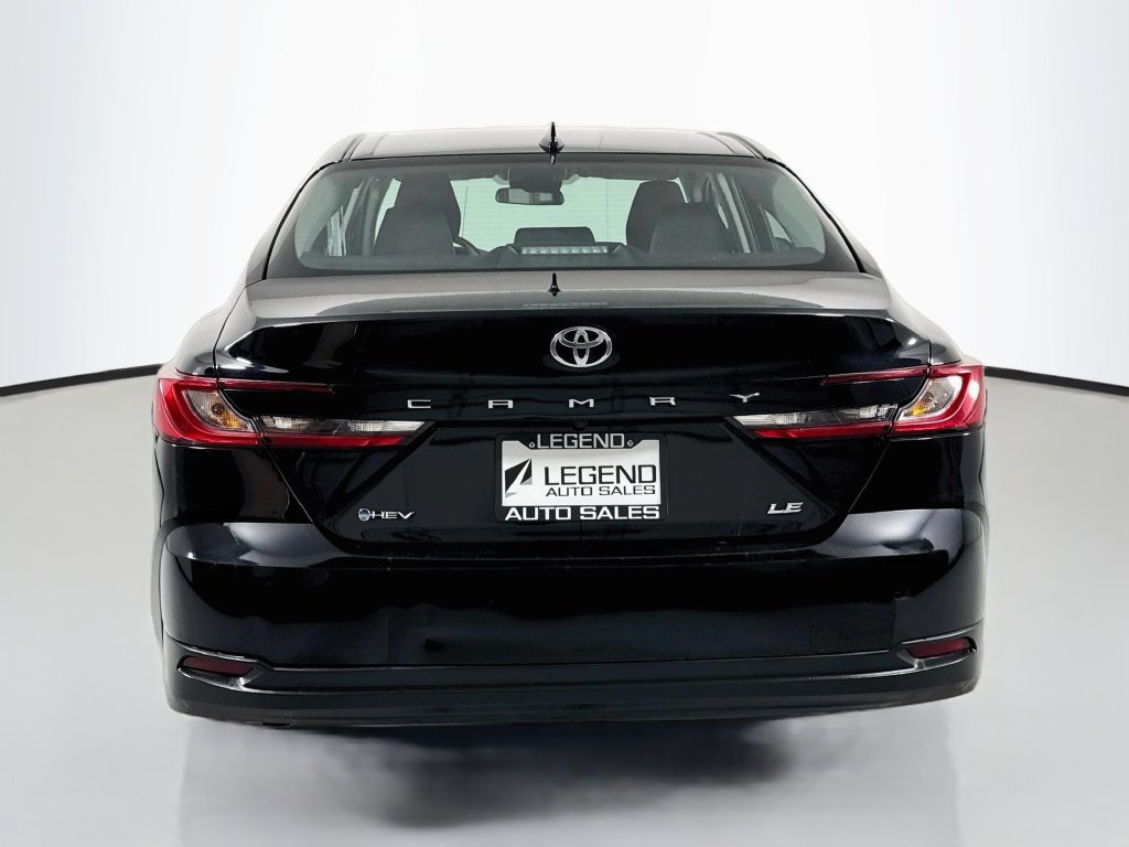 Used 2025 Toyota Camry LE FWD image 7