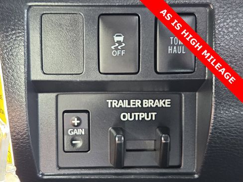 Used 2019 Toyota Tundra SR5 image 19