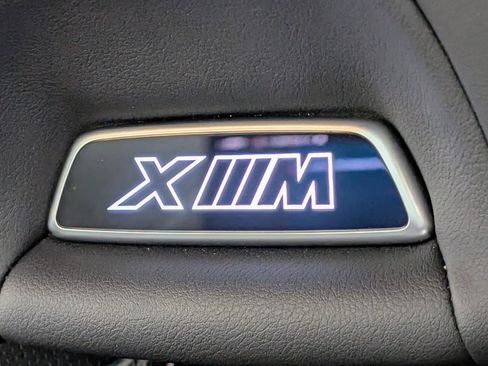 Used 2023 BMW XM image 16