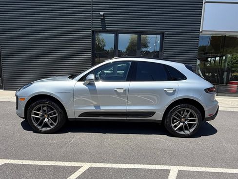 Certified 2026 Porsche Macan Turbo AWD/4WD image 2