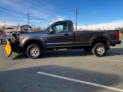 Used 2017 Ford F250 XL w/ Power Equipment Group image 7