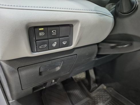 Used 2021 Toyota Highlander Platinum AWD/4WD image 35