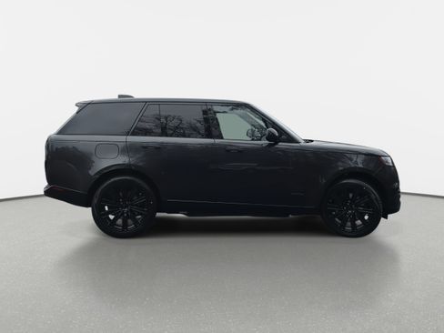 New 2026 Land Rover Range Rover SE image 4