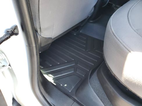 Used 2021 Chevrolet Colorado W/T RWD image 41