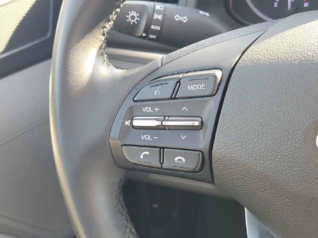 Used 2019 Hyundai Elantra Limited w/ Winter Weather Package FWD image 12
