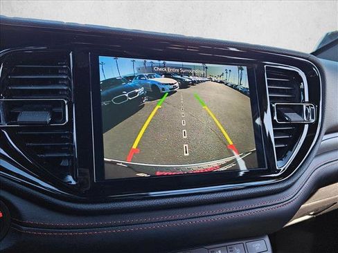 Used 2024 Dodge Durango GT image 13