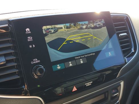 Used 2022 Honda Pilot TrailSport image 28