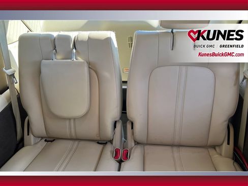 Used 2014 Lincoln MKT FWD image 37