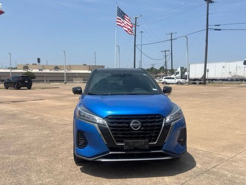 Used 2021 Nissan Kicks SR FWD image 4