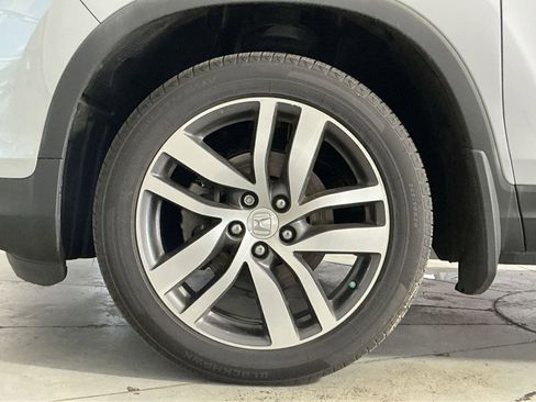 Used 2018 Honda Pilot Elite image 13