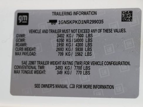 Used 2022 Chevrolet Tahoe Z71 w/ Luxury Package AWD/4WD image 32