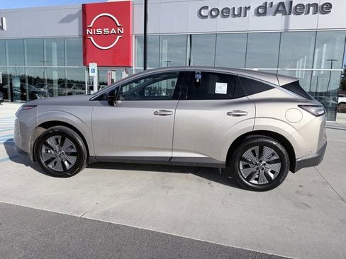 Certified 2025 Nissan Murano SL image 2