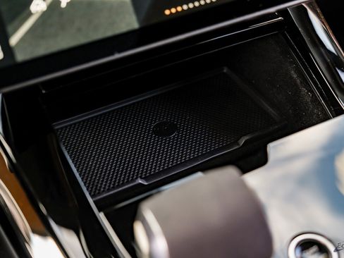 Used 2024 Land Rover Range Rover Sport SE image 50