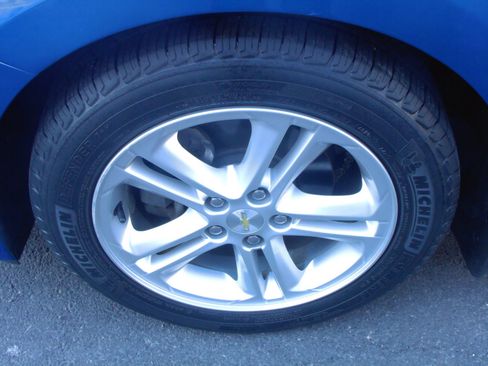 Used 2016 Chevrolet Cruze LT w/ Convenience Package FWD image 26