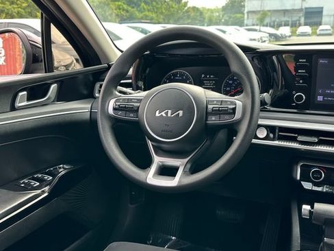Used 2023 Kia K5 LXS FWD image 18