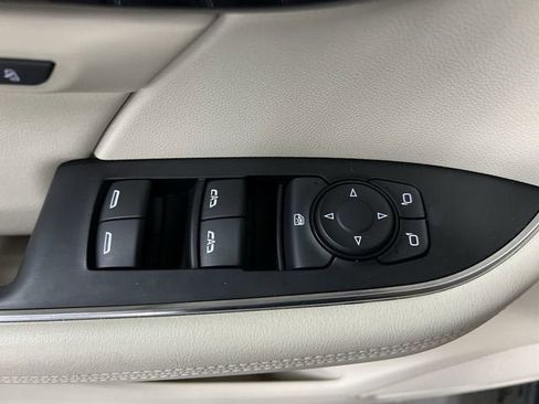 Certified 2023 Buick Envision Essence AWD/4WD image 22