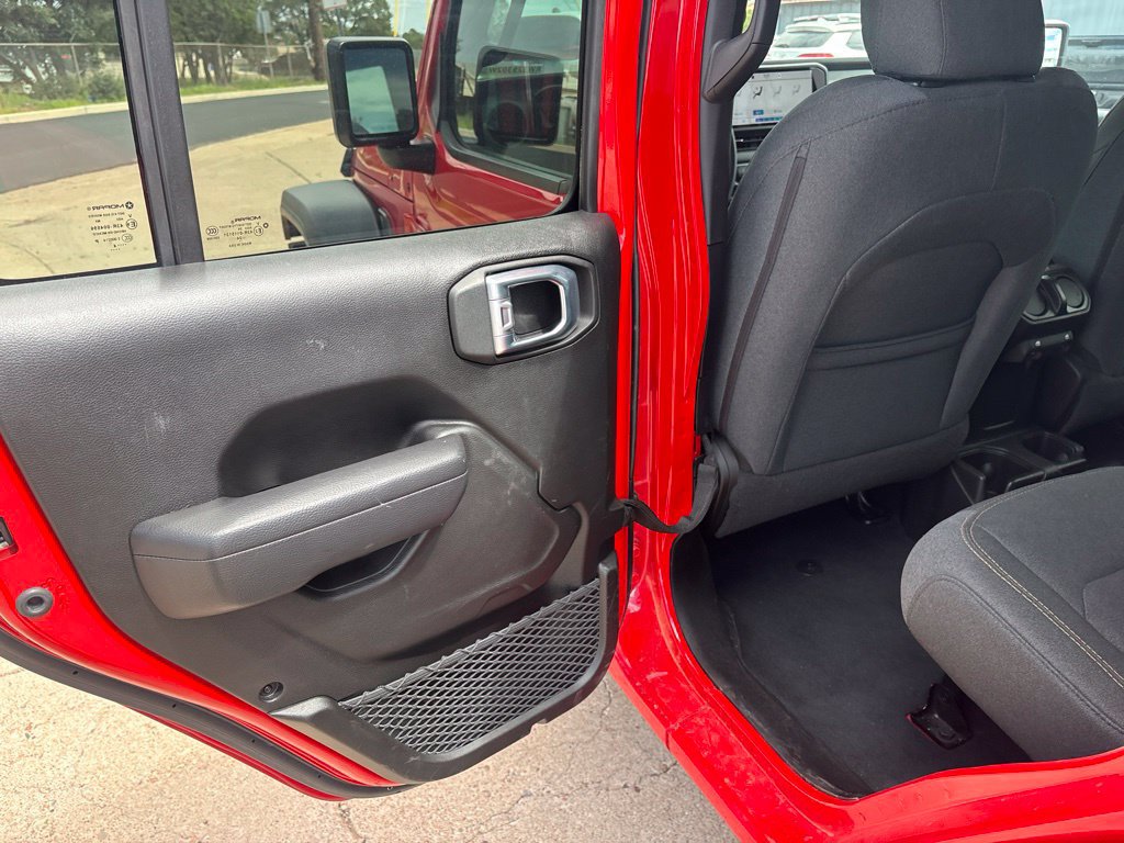 Used 2024 Jeep Wrangler Unlimited Sport AWD/4WD image 14