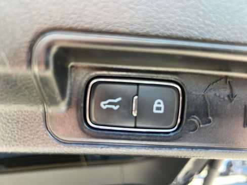 Certified 2022 Ford Explorer ST-Line image 23