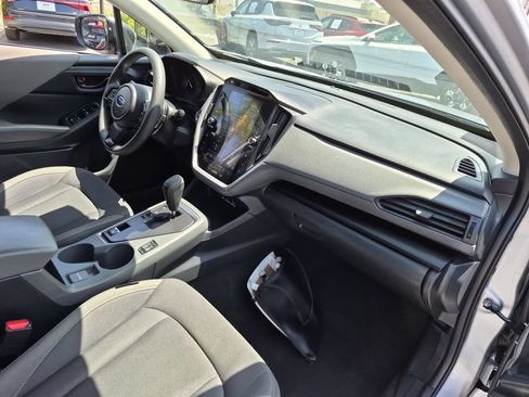 Used 2025 Subaru Crosstrek 2.5i Premium AWD/4WD image 31