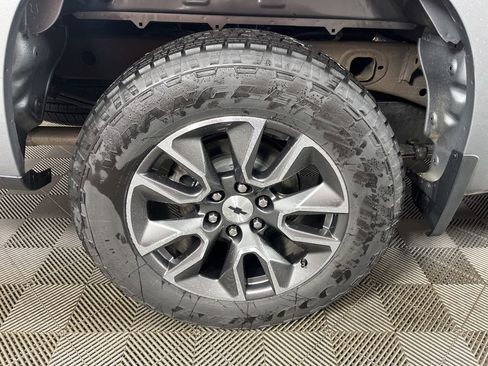 Certified 2024 Chevrolet Silverado 1500 RST w/ Z71 Off-Road Package image 10