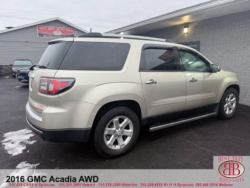 Used 2016 GMC Acadia SLE image 3