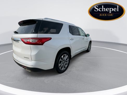 Used 2020 Chevrolet Traverse Premier AWD/4WD image 8