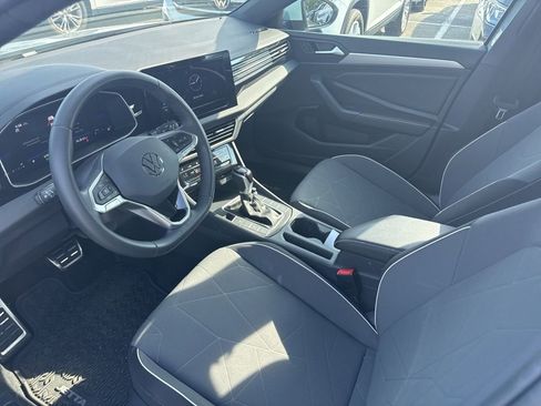 Used 2026 Volkswagen Jetta Sport FWD image 2