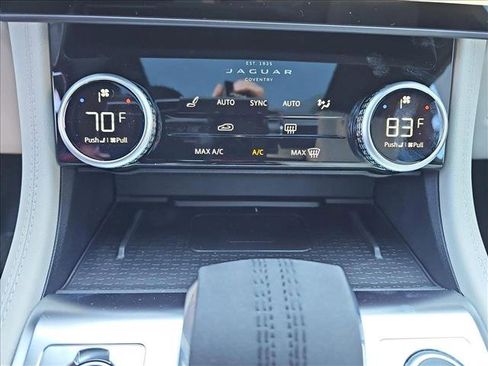 New 2025 Jaguar F-PACE R-Dynamic S image 22