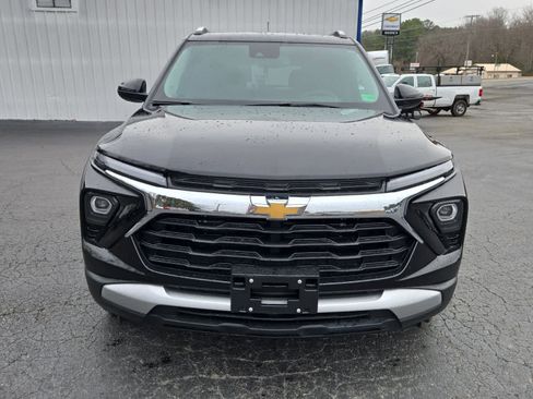 New 2025 Chevrolet TrailBlazer LT w/ Convenience Package image 2