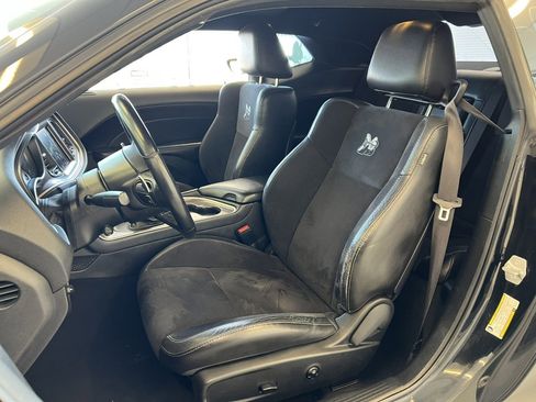 Used 2019 Dodge Challenger R/T Scat Pack w/ Plus Package image 30