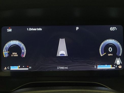 Used 2023 Jeep Grand Cherokee Laredo image 23