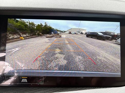 Used 2023 Buick Envision Preferred AWD/4WD image 19