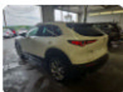 Used 2022 MAZDA CX-30 AWD 2.5 S w/ Premium Package image 3