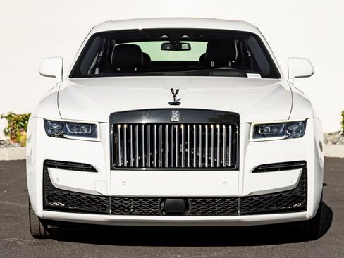 Certified 2023 Rolls-Royce Ghost Black Badge w/ Black Badge Ghost Package AWD/4WD image 5