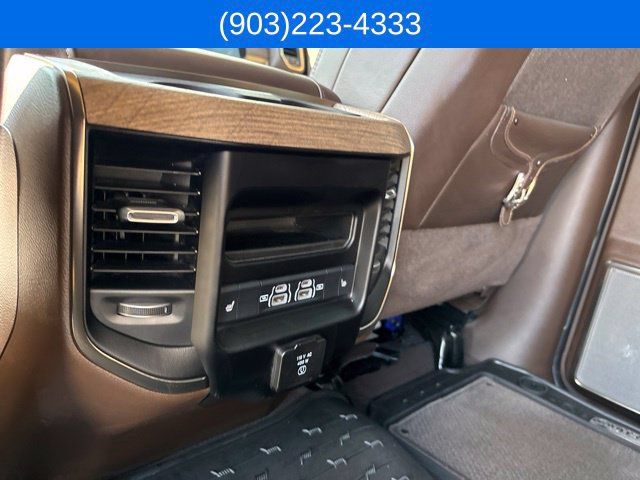 Used 2025 RAM 2500 Limited AWD/4WD image 44
