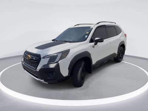 Used 2022 Subaru Forester Wilderness AWD/4WD image 3
