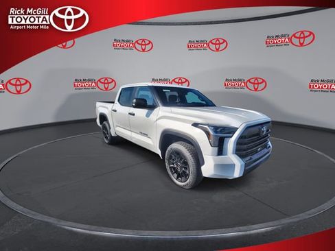 New 2026 Toyota Tundra SR5 image 2