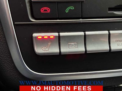 Used 2019 Mercedes-Benz GLA 250 4MATIC image 35