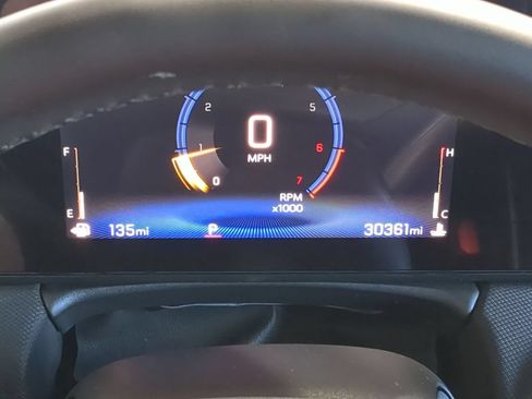 Used 2025 Chevrolet TrailBlazer LT FWD image 30
