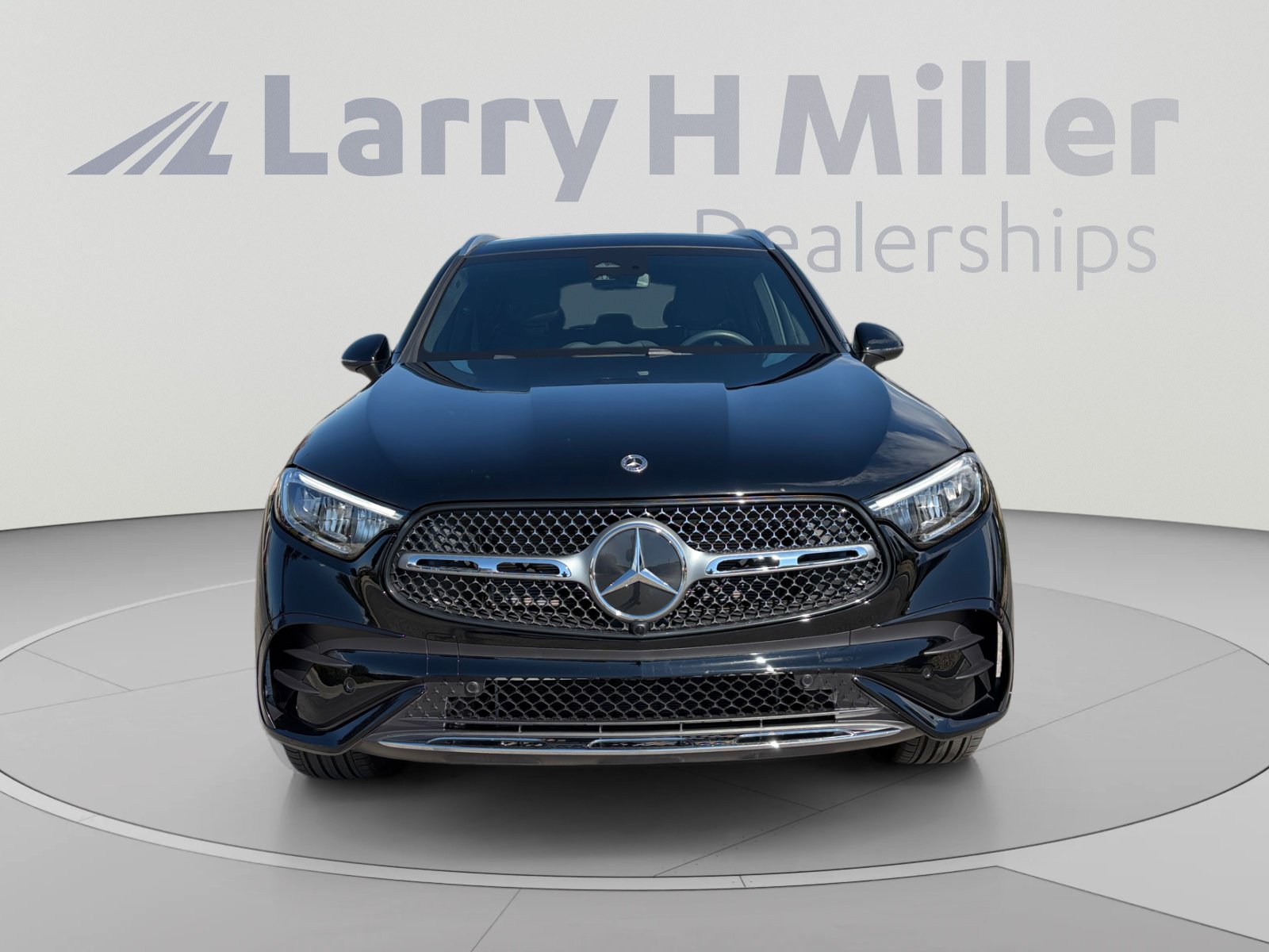 Used 2026 Mercedes-Benz GLC 300 4MATIC image 8