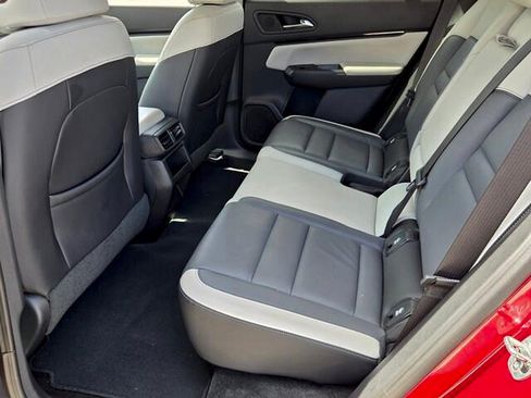 Used 2025 Honda Prologue Touring image 11