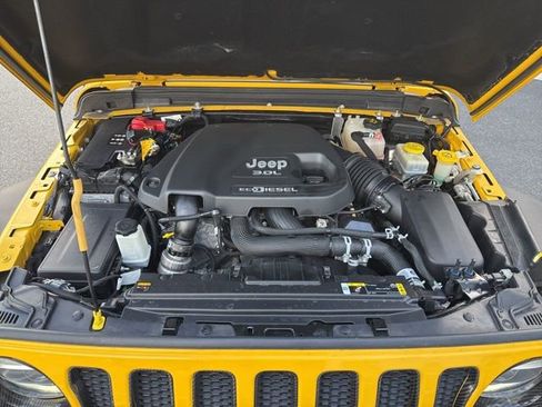 Used 2021 Jeep Wrangler Unlimited Sport image 19