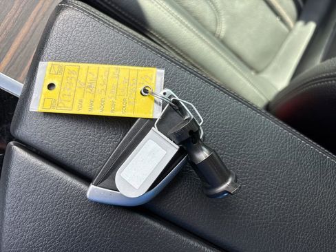 Used 2018 BMW 530e xDrive w/ Premium Package 2 image 12