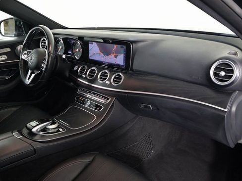 Used 2019 Mercedes-Benz E 300 image 9