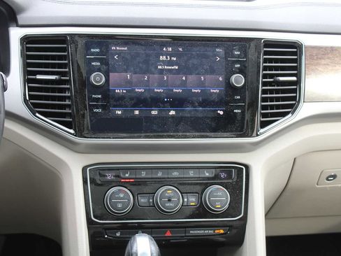 Used 2019 Volkswagen Atlas SEL Premium image 15