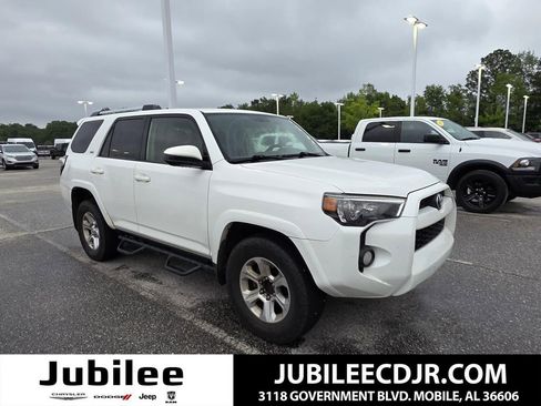 Used 2019 Toyota 4Runner SR5 RWD image 1