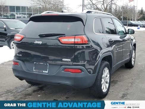 Used 2014 Jeep Cherokee Latitude AWD/4WD image 4