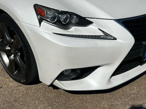 Used 2016 Lexus IS 350 w/ Premium Package image 4