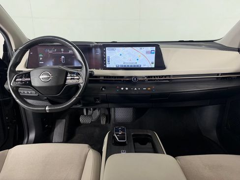 Used 2023 Nissan Ariya FWD image 13